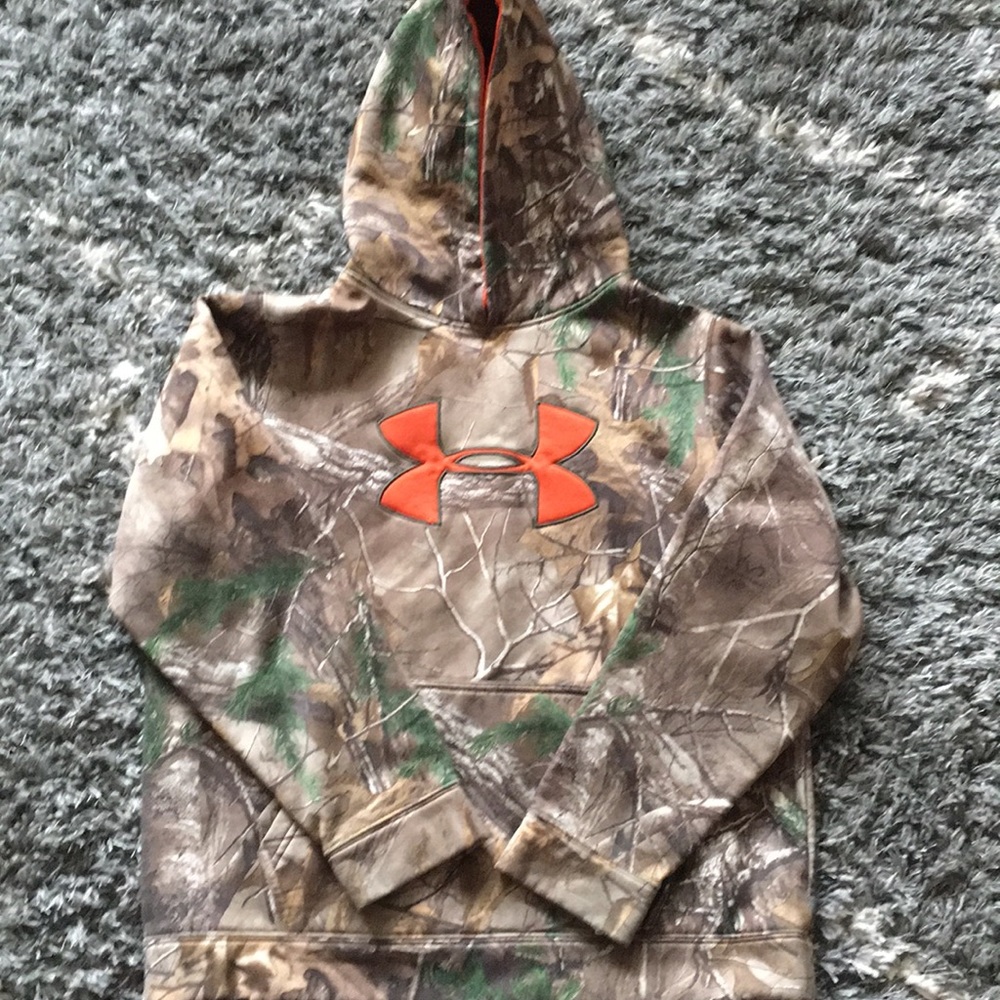 Boys YXL Under Armour hoodie